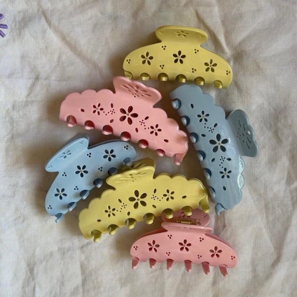 Eyelet Collection